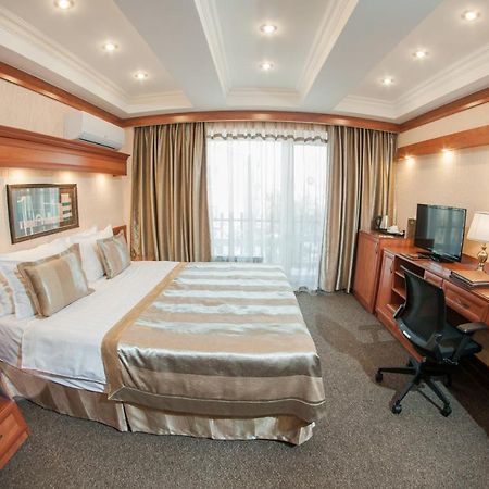 Hotel Uyut Almaty Luaran gambar
