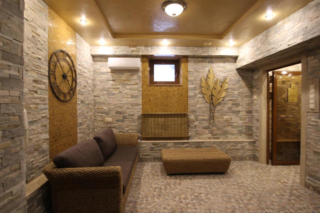 Hotel Uyut Almaty Luaran gambar
