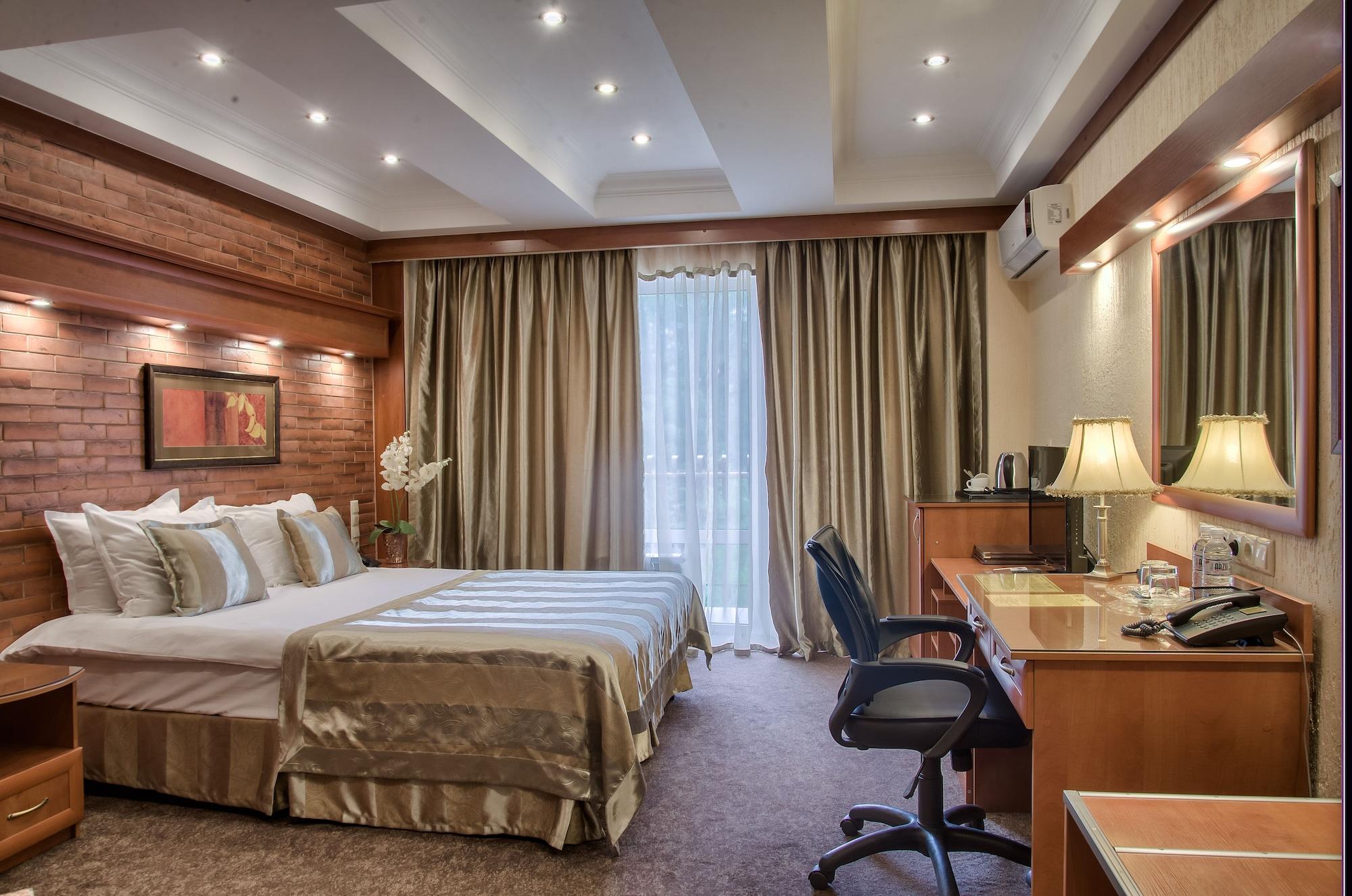 Hotel Uyut Almaty Luaran gambar
