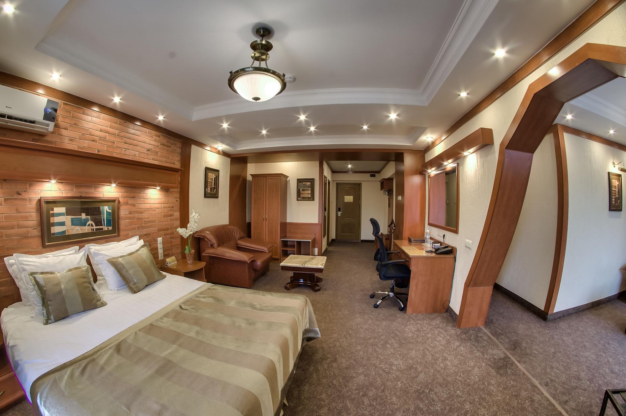 Hotel Uyut Almaty Luaran gambar