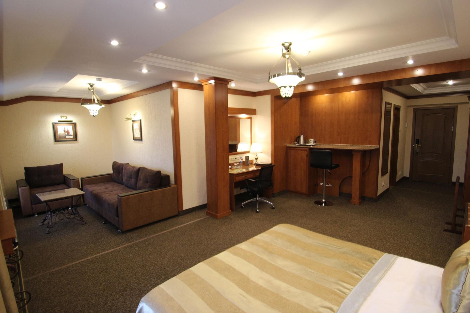 Hotel Uyut Almaty Luaran gambar