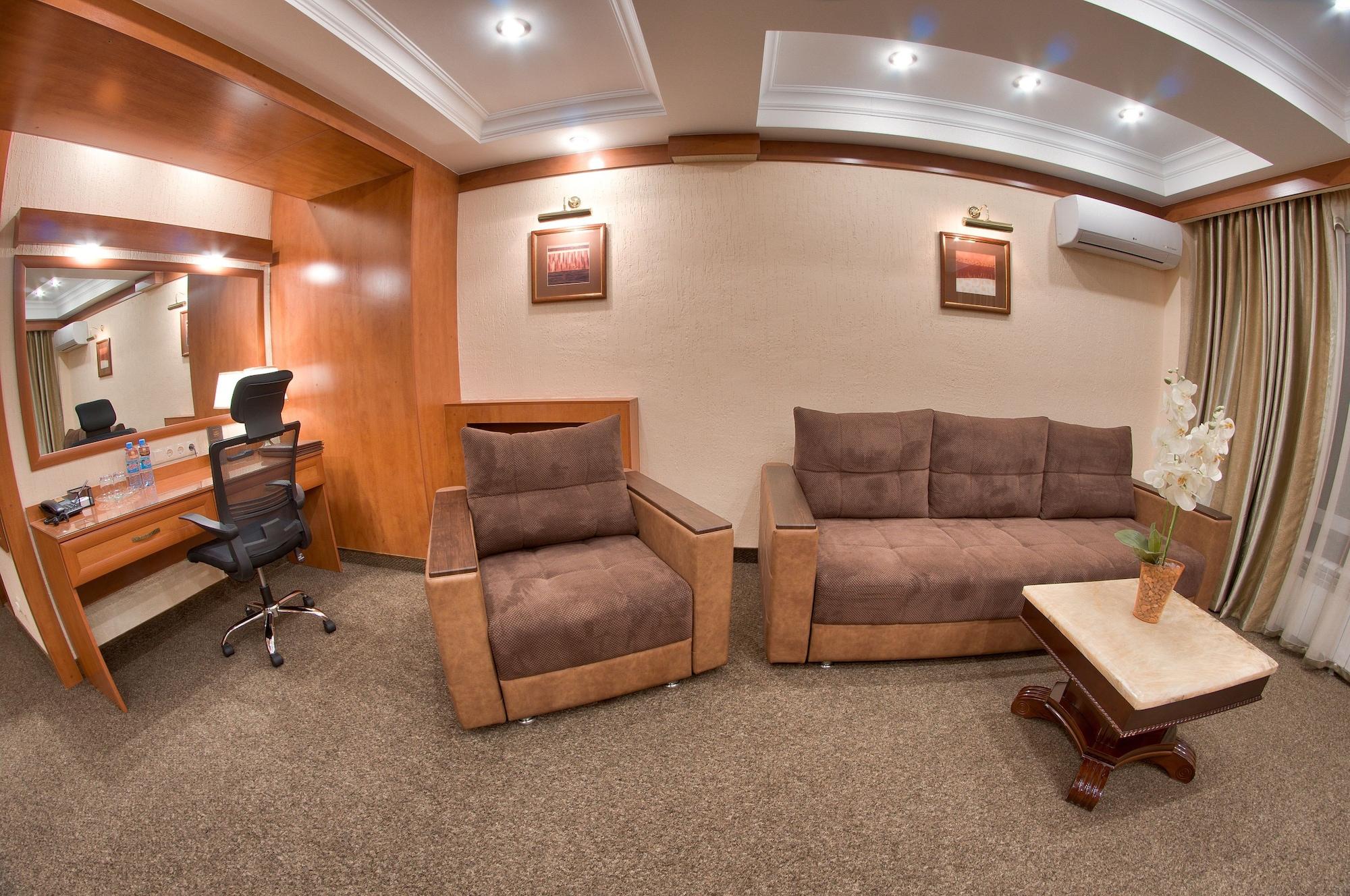 Hotel Uyut Almaty Luaran gambar