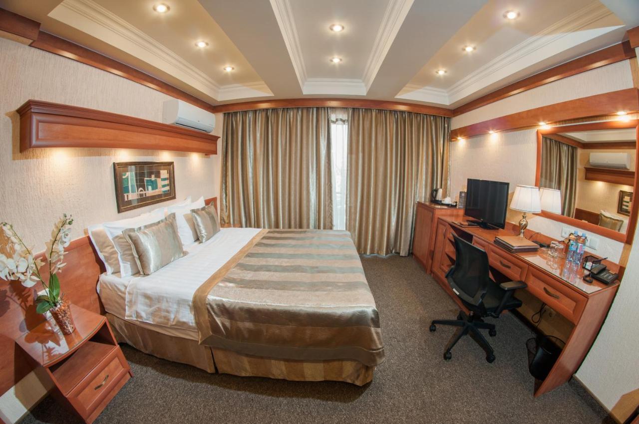 Hotel Uyut Almaty Luaran gambar