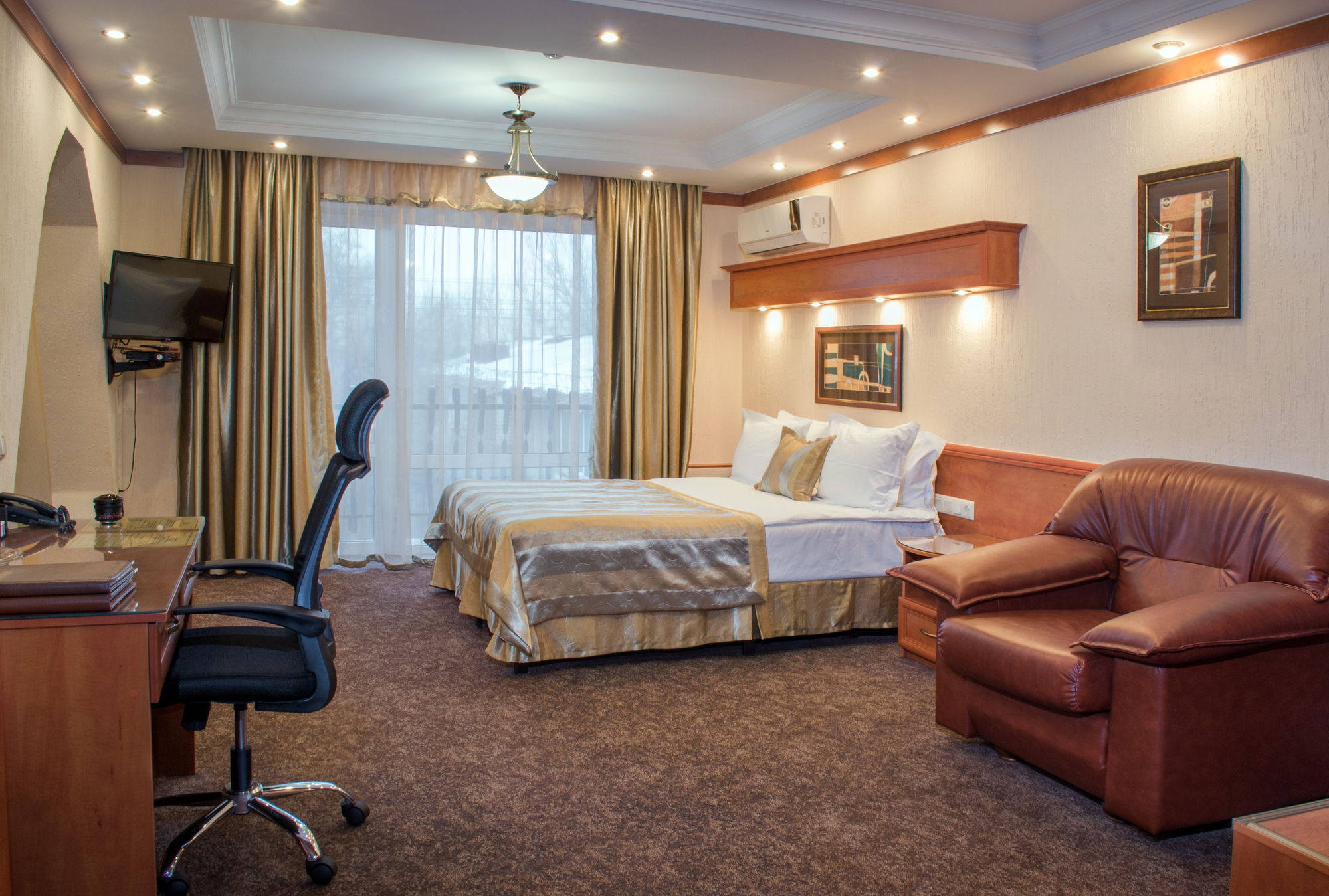 Hotel Uyut Almaty Luaran gambar