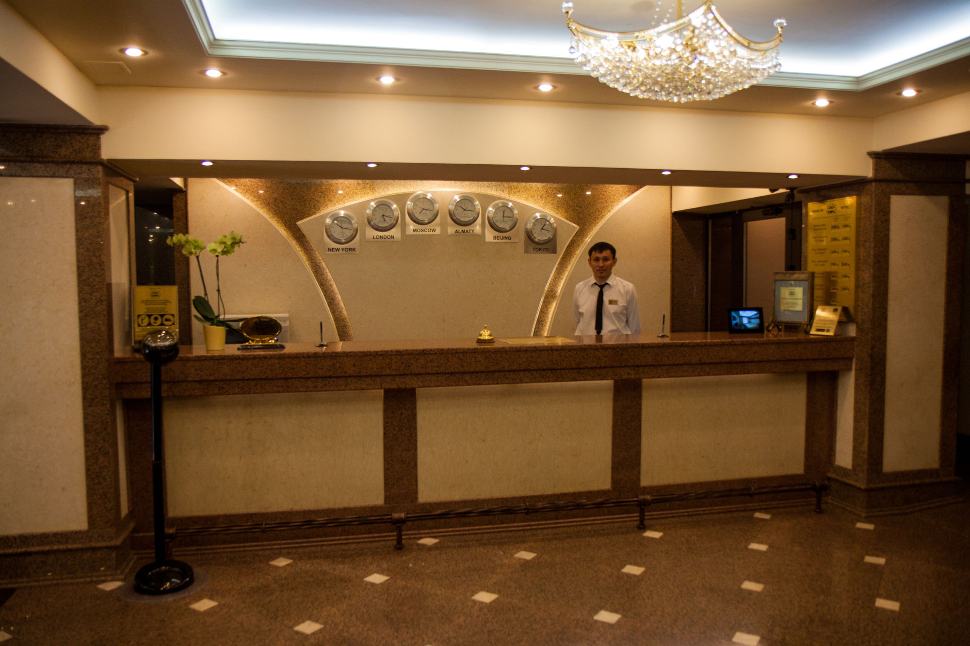 Hotel Uyut Almaty Luaran gambar
