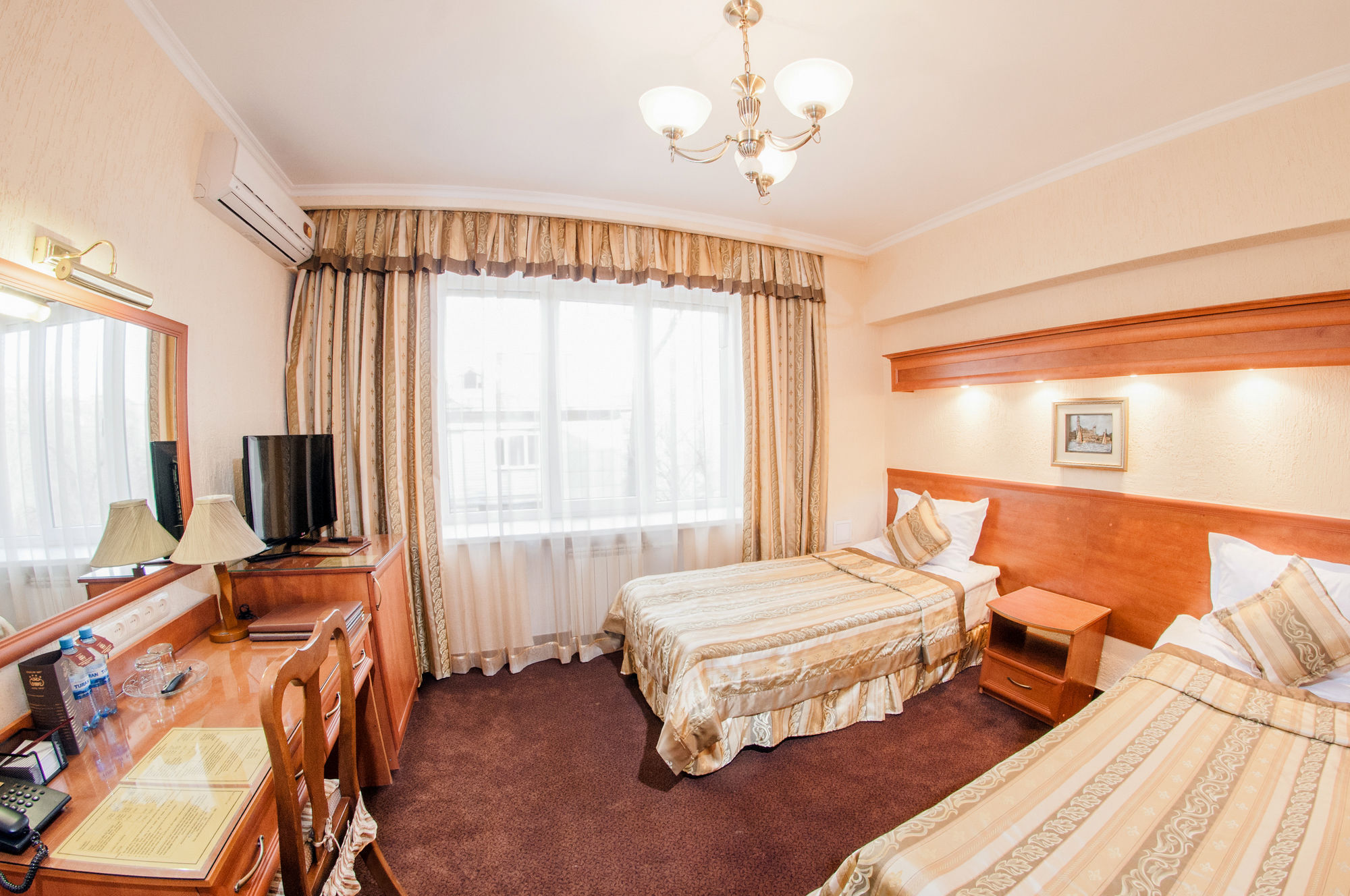 Hotel Uyut Almaty Luaran gambar