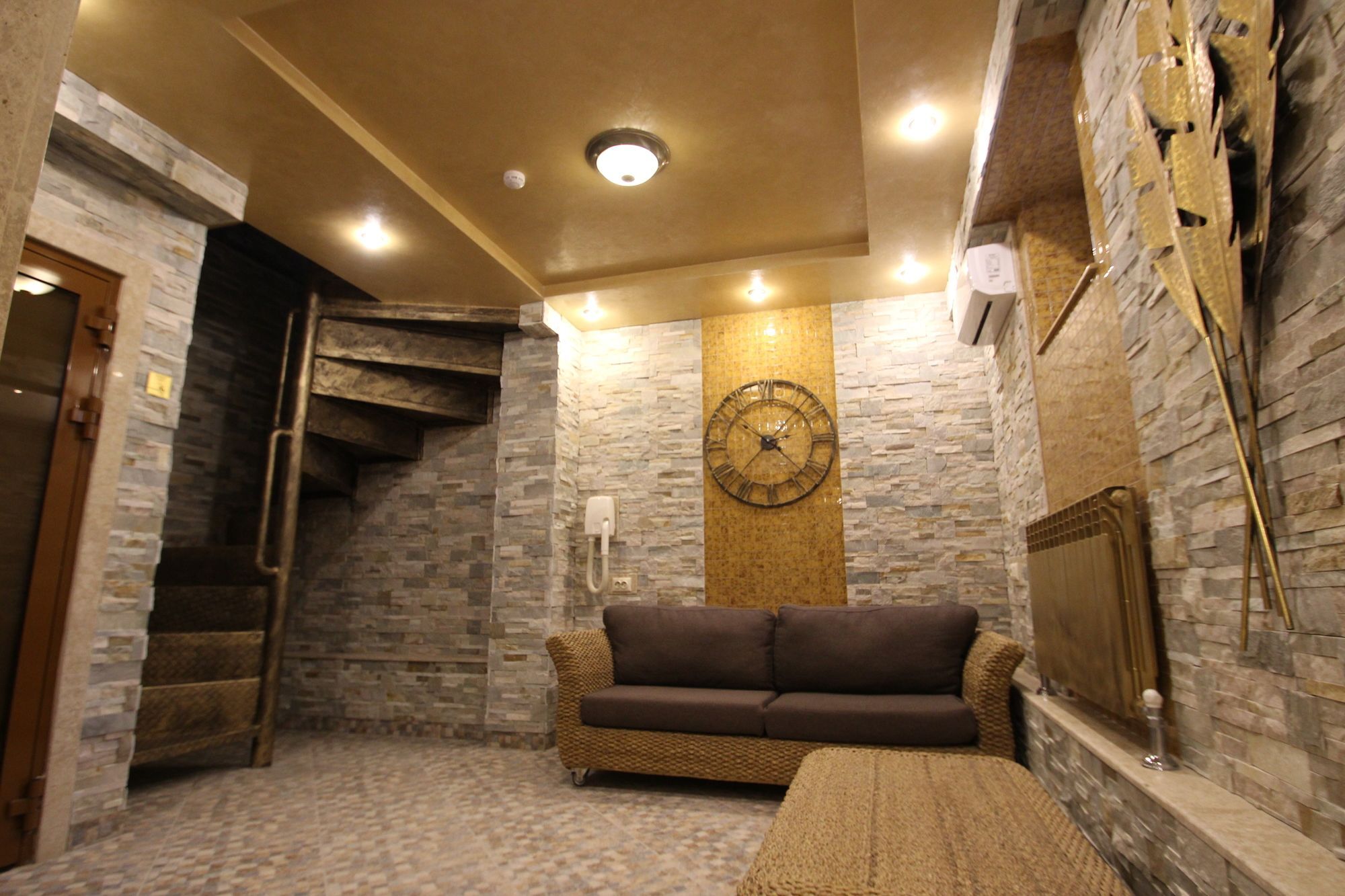 Hotel Uyut Almaty Luaran gambar