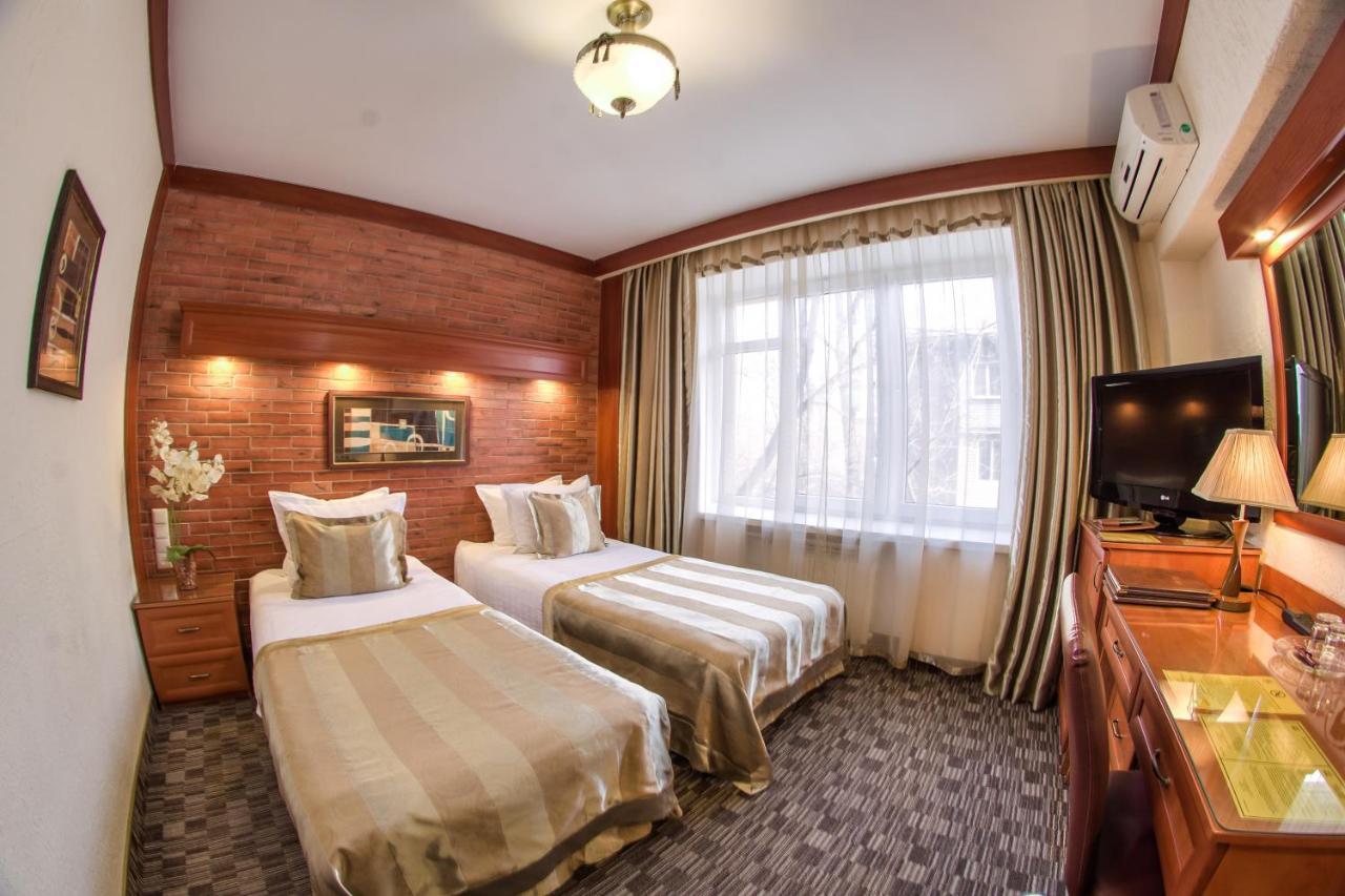 Hotel Uyut Almaty Luaran gambar